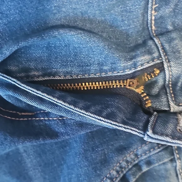 Stylish Blue Skinny Jeans for Women - Picture 5 of 10